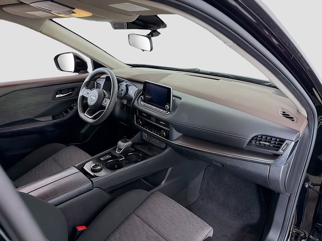 Used 2023 Nissan Rogue SV image 16