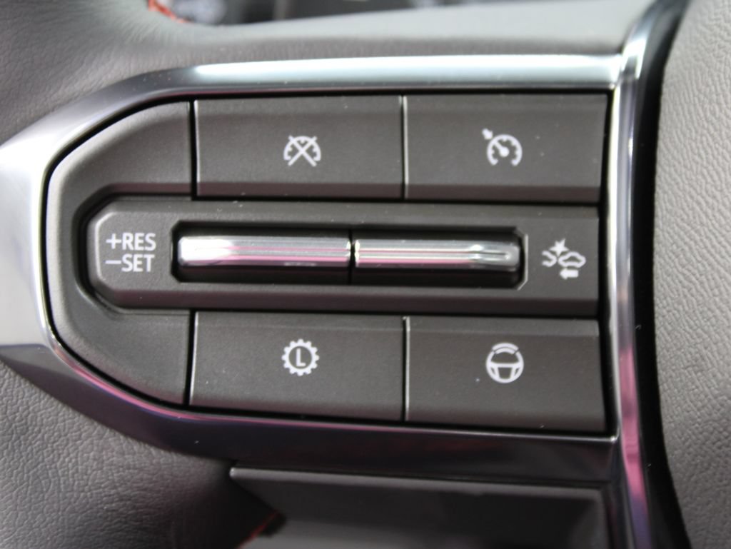 Used 2026 GMC Yukon AT4 Ultimate w/ LPO, Floor Liner Package AWD/4WD image 69