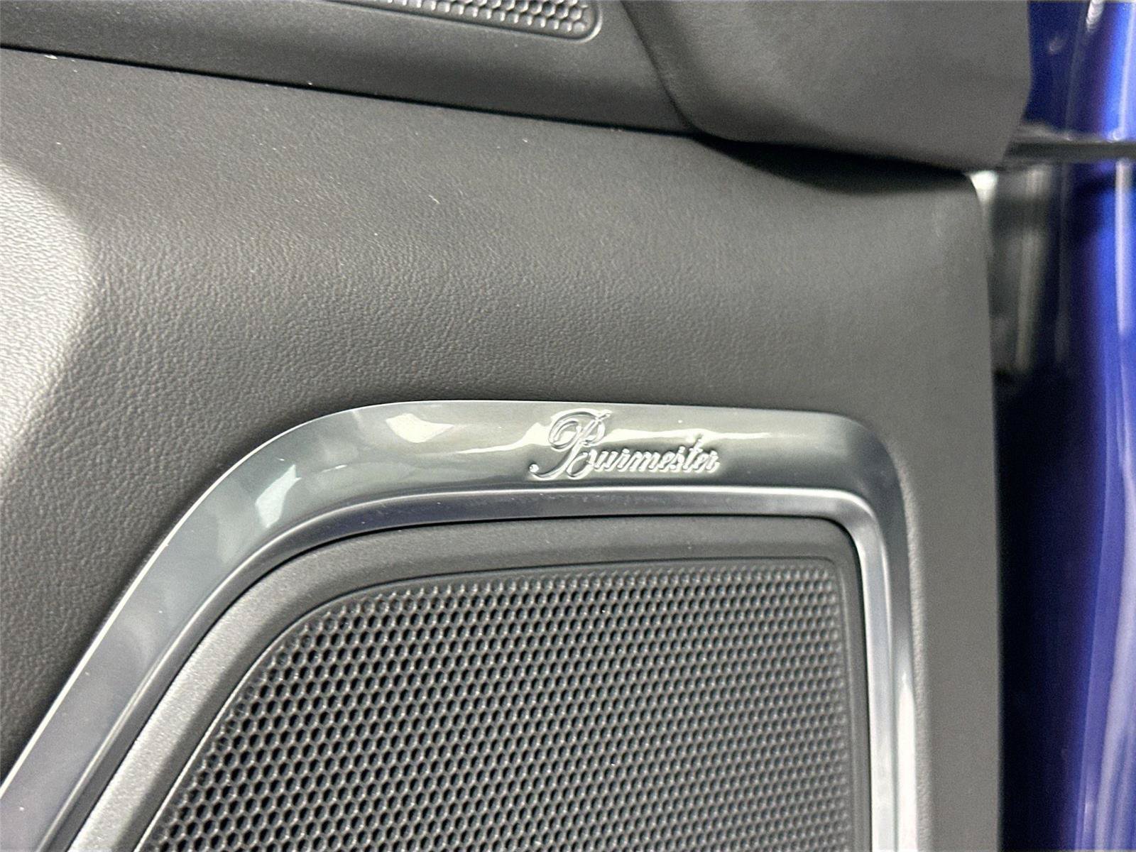 Certified 2025 Porsche Macan GTS AWD/4WD image 32