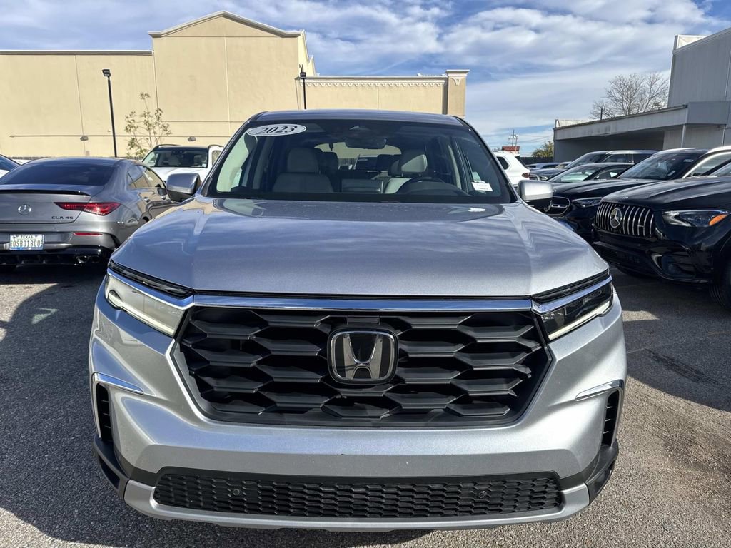 Used 2023 Honda Pilot EX-L image 2