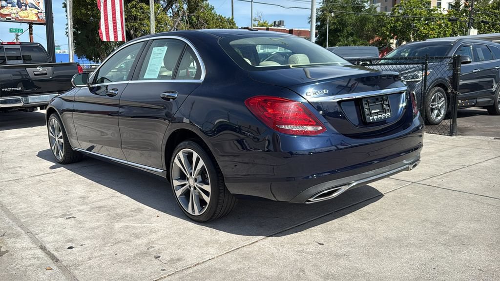 Used 2015 Mercedes-Benz C 300 4MATIC Sedan image 12