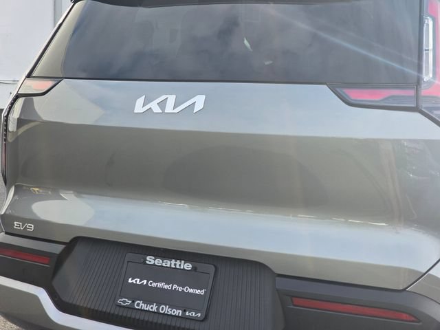 Certified 2024 Kia EV9 Wind AWD/4WD image 15