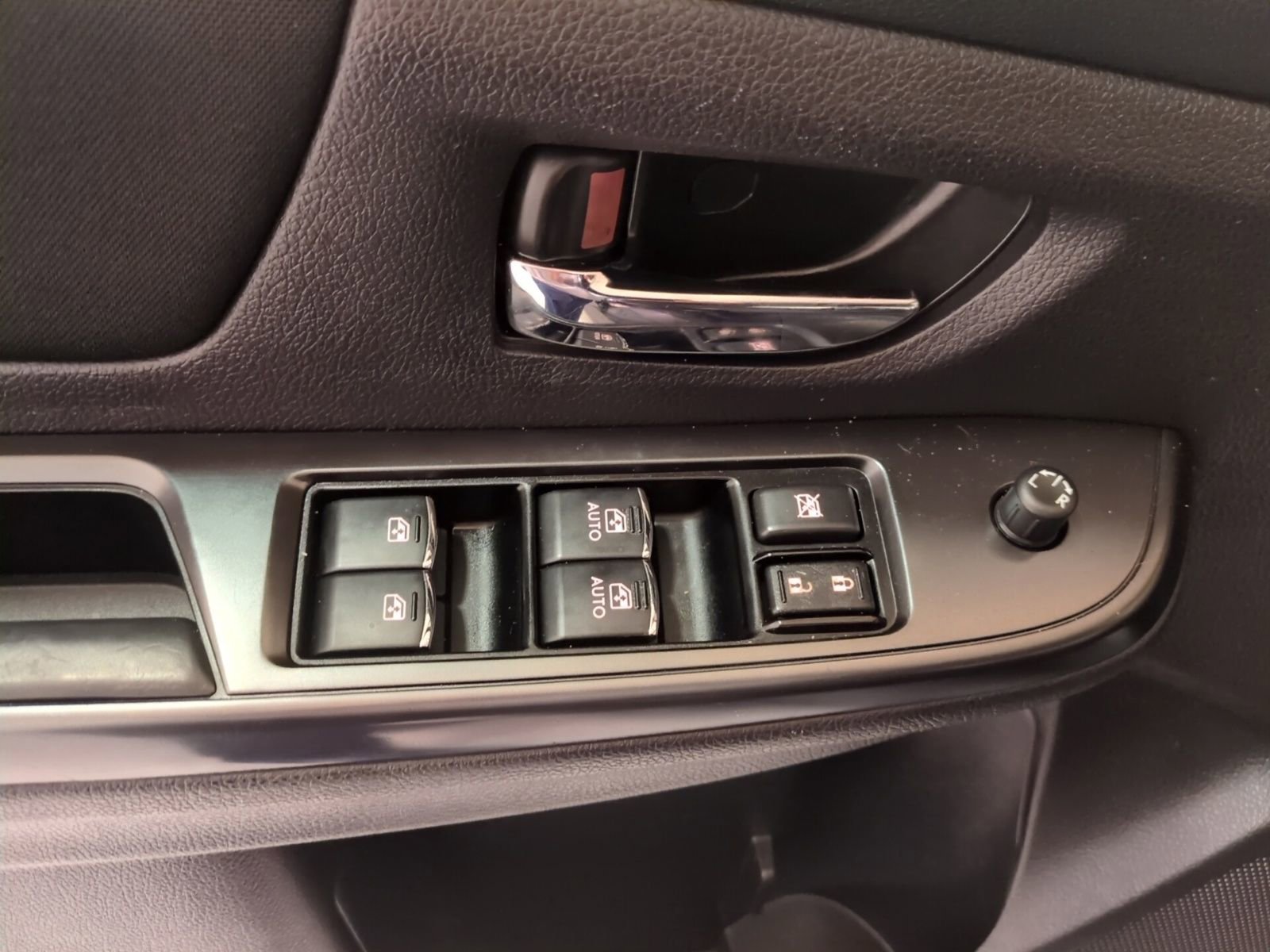 Used 2018 Subaru WRX image 19