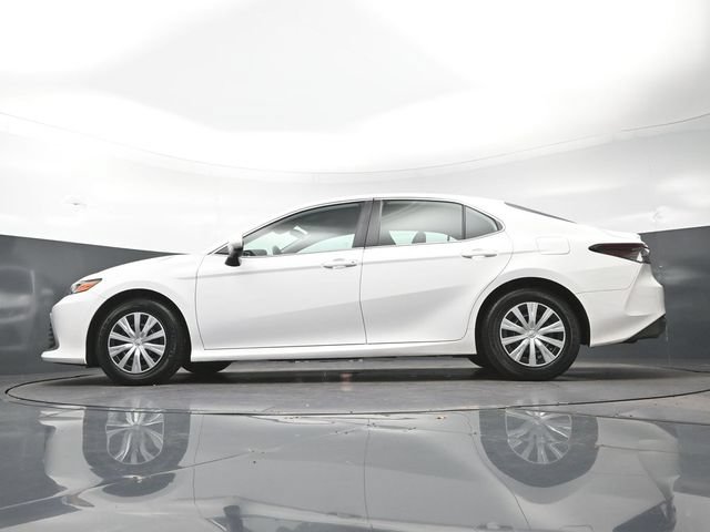 Used 2022 Toyota Camry LE FWD image 35
