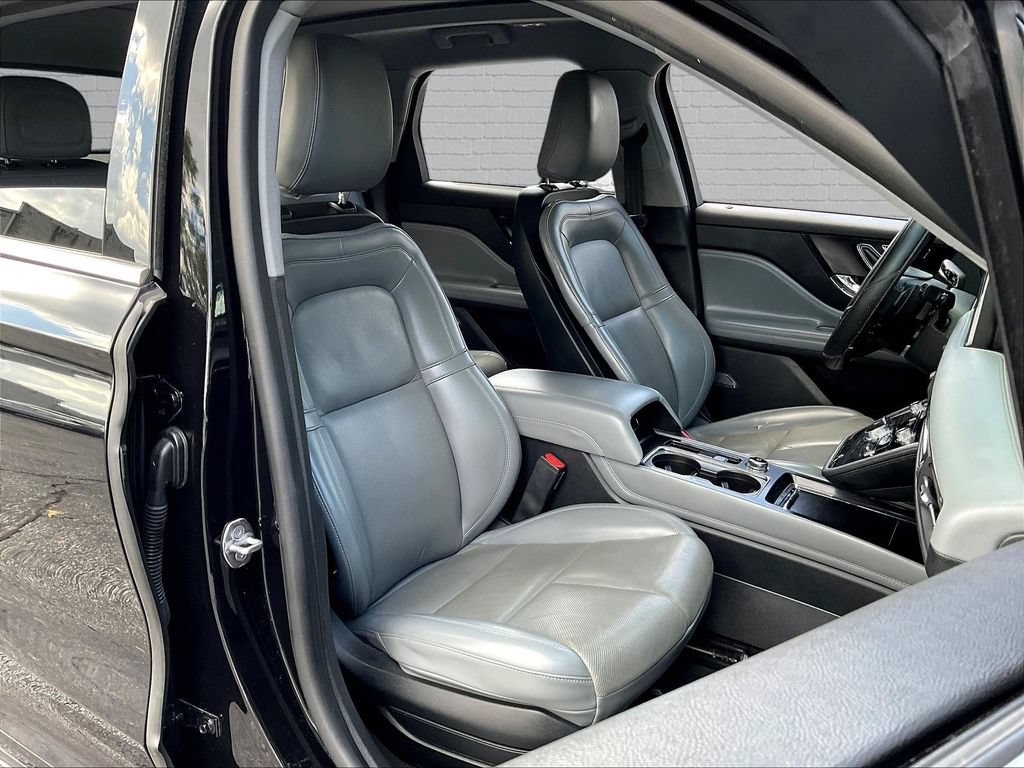 Used 2021 Lincoln Corsair Reserve FWD image 23