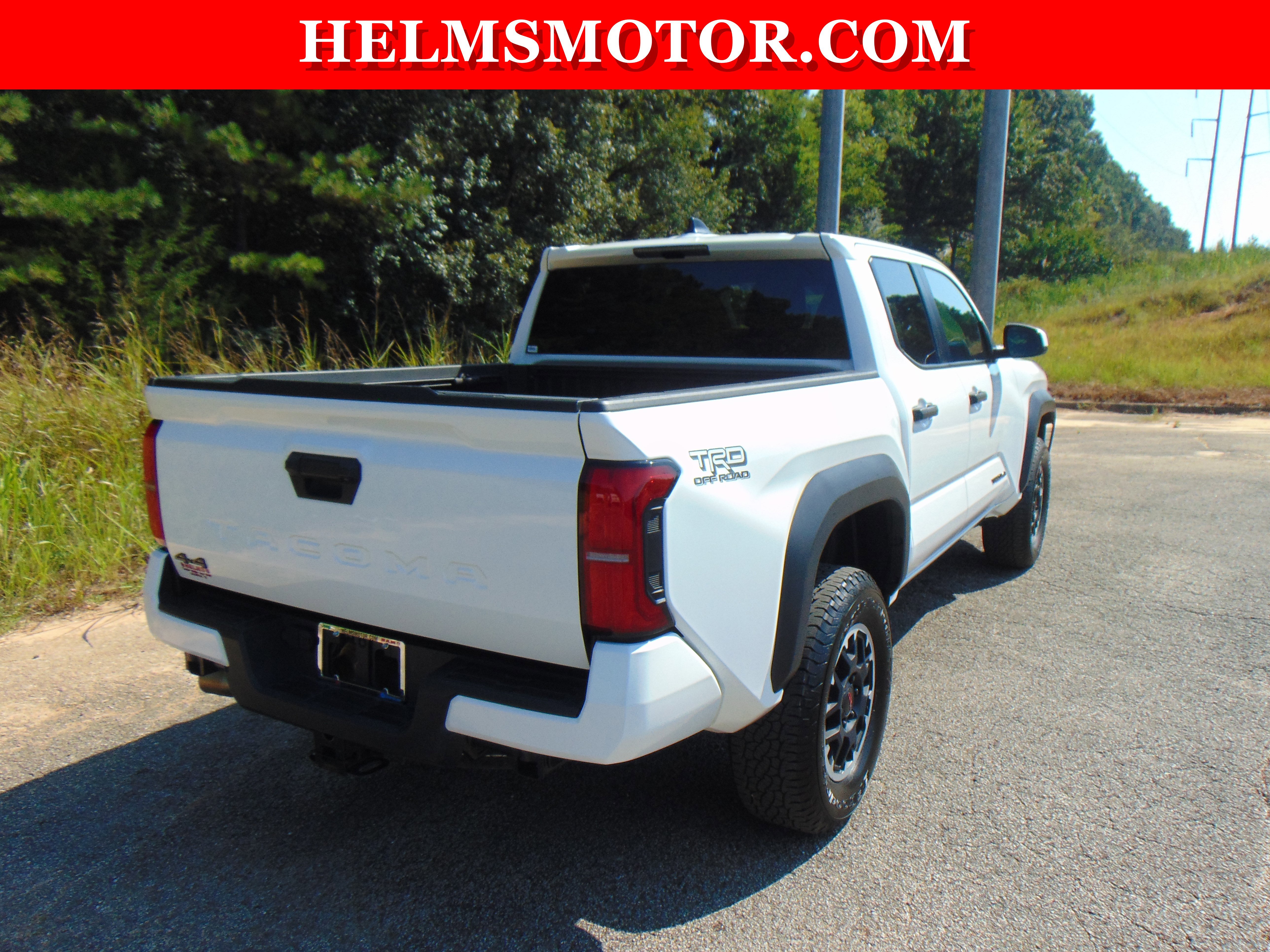 Used 2024 Toyota Tacoma TRD Off-Road image 14