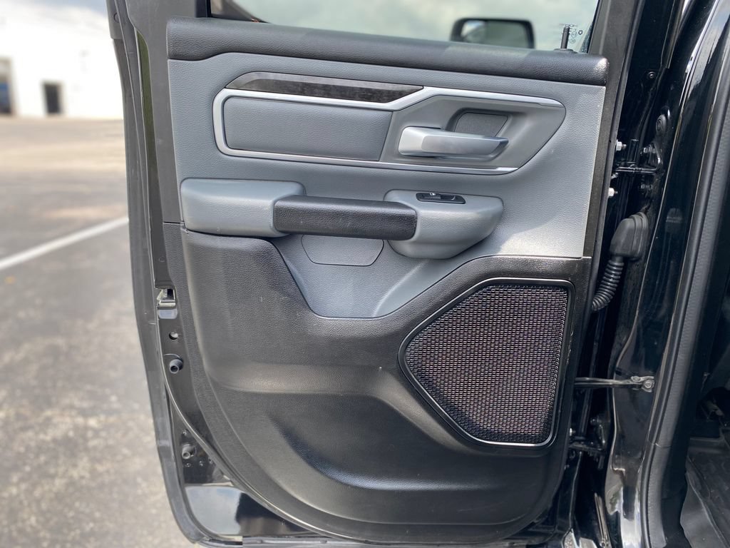 Used 2022 RAM 1500 Big Horn AWD/4WD image 16