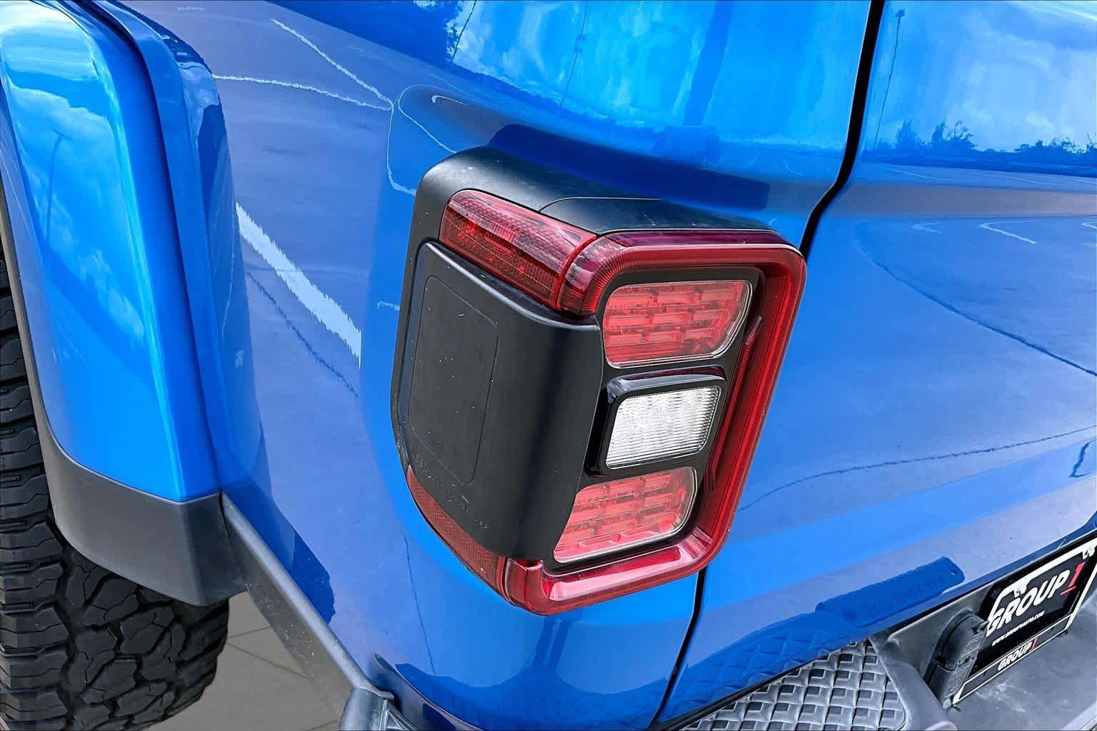 Used 2022 Jeep Gladiator Mojave w/ LED Lighting Group AWD/4WD image 29