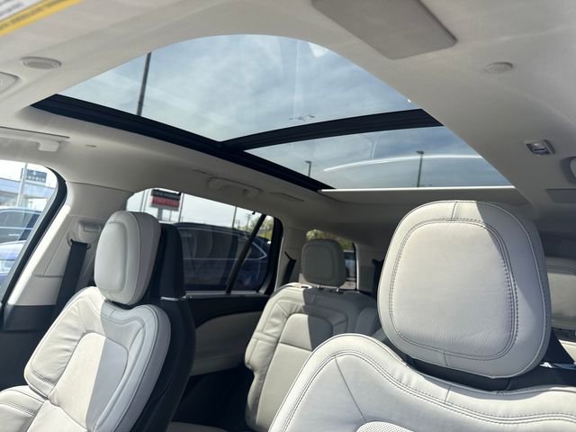 Used 2025 Lincoln Aviator Reserve w/ Equipment Group 201A image 26