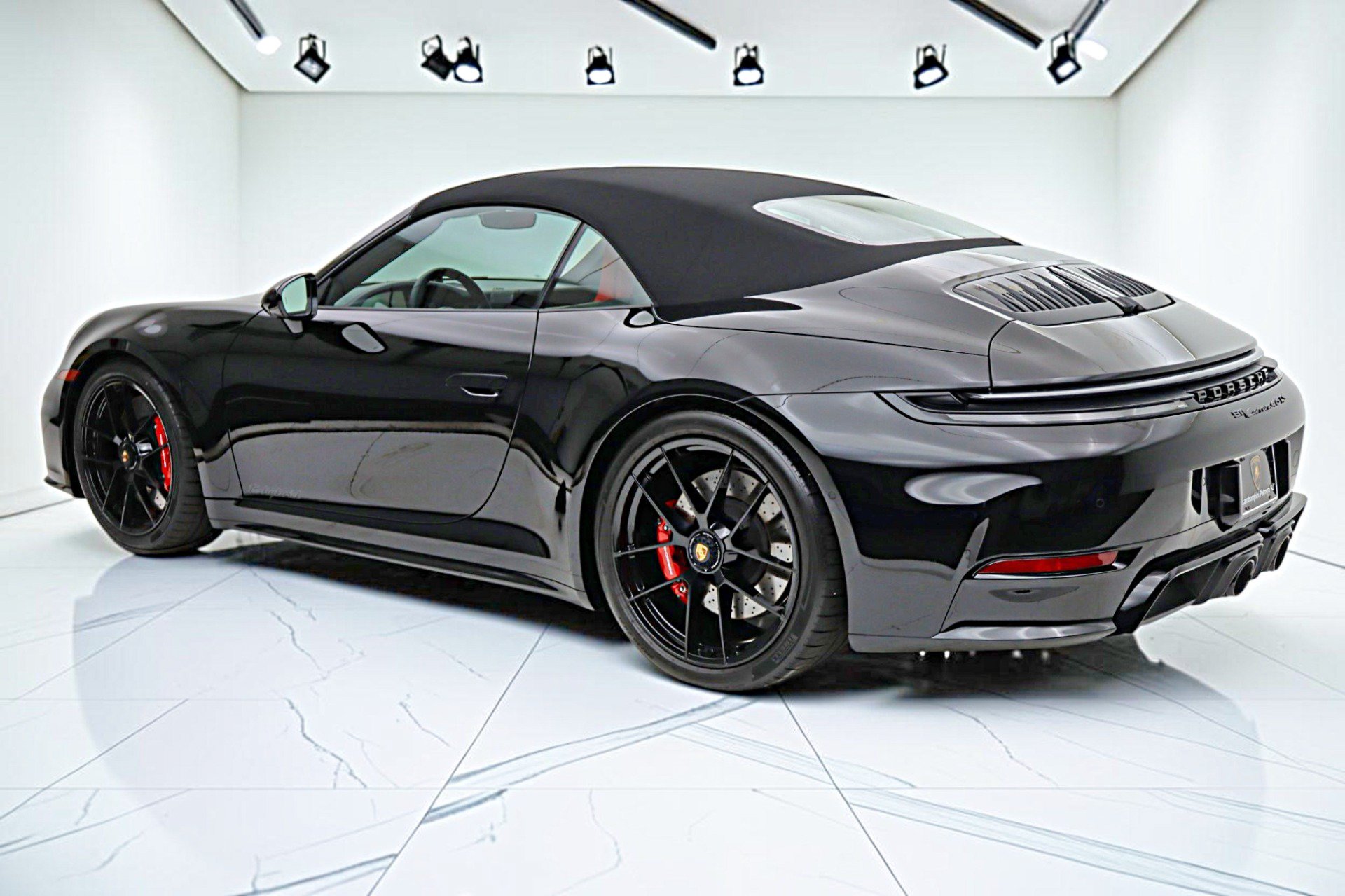 Used 2026 Porsche 911 Carrera 4 GTS AWD/4WD image 23