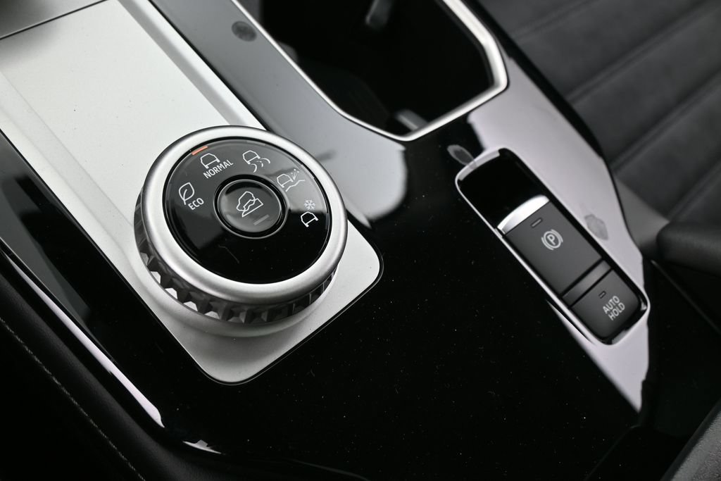 New 2026 Mitsubishi Outlander SE FWD image 29