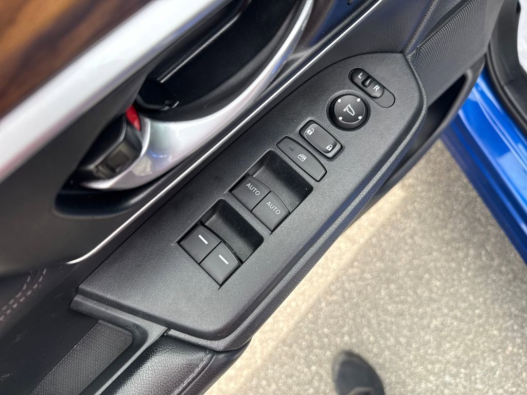 Used 2021 Honda CR-V EX-L image 18