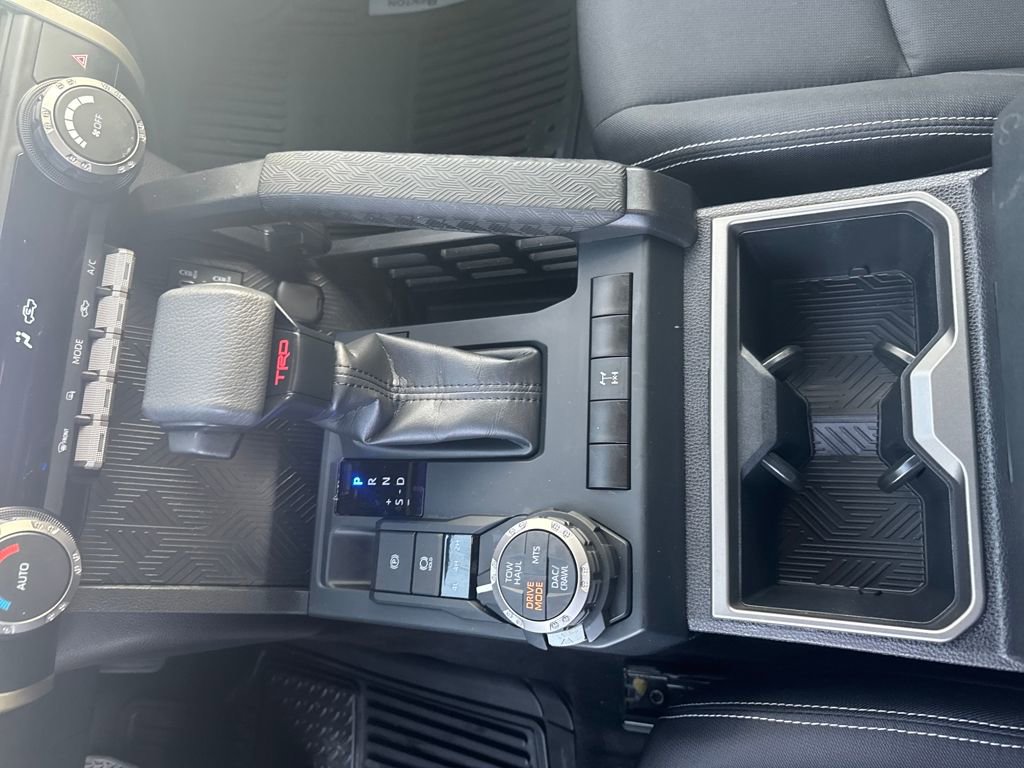 Used 2024 Toyota Tacoma TRD Off-Road image 27