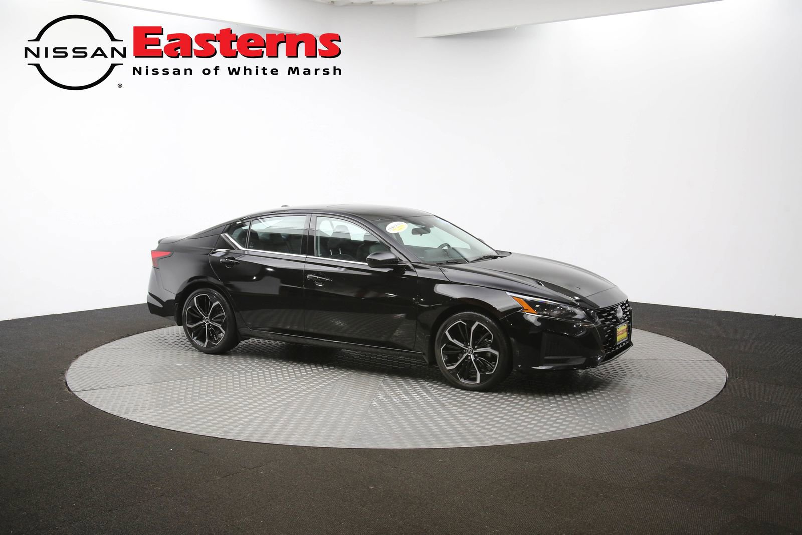 Used 2023 Nissan Altima 2.5 SR w/ SR Premium Package image 60