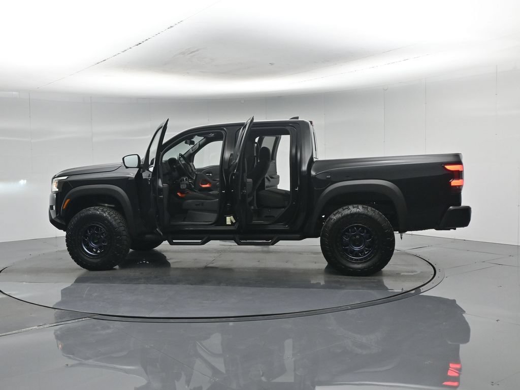 Used 2023 Nissan Frontier PRO-4X w/ Pro Convenience Package AWD/4WD image 39