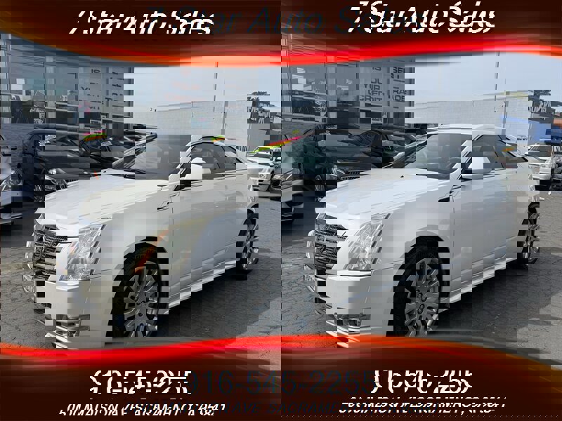 Used 2011 Cadillac CTS Premium image 3