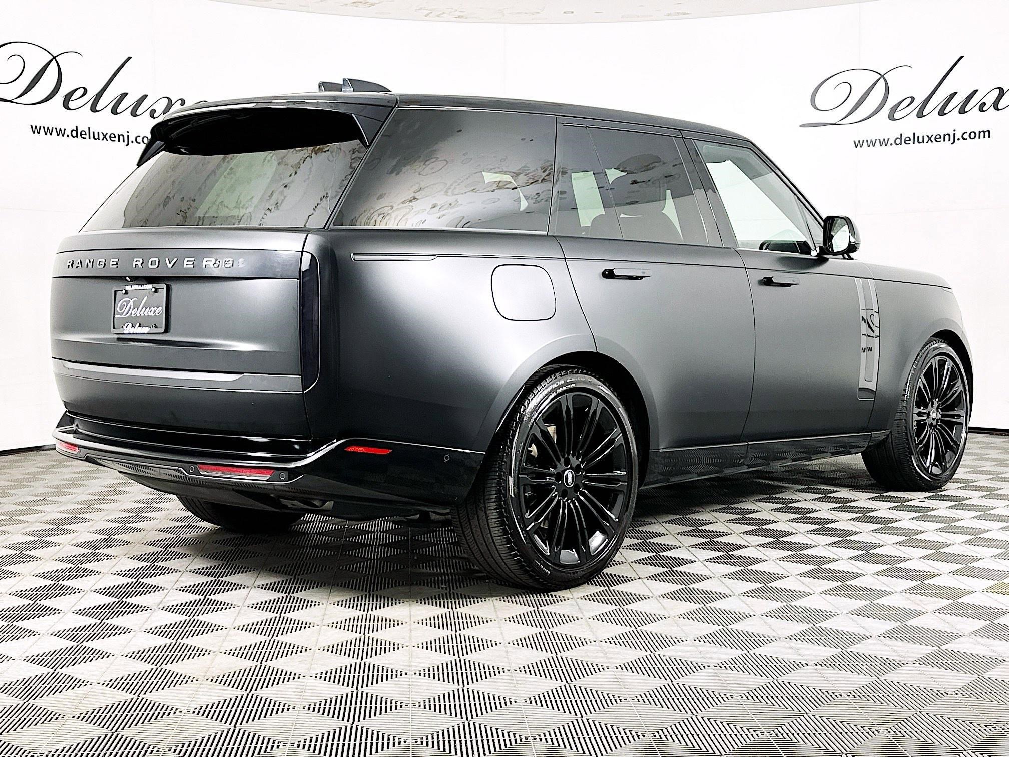 Used 2024 Land Rover Range Rover SE AWD/4WD image 6