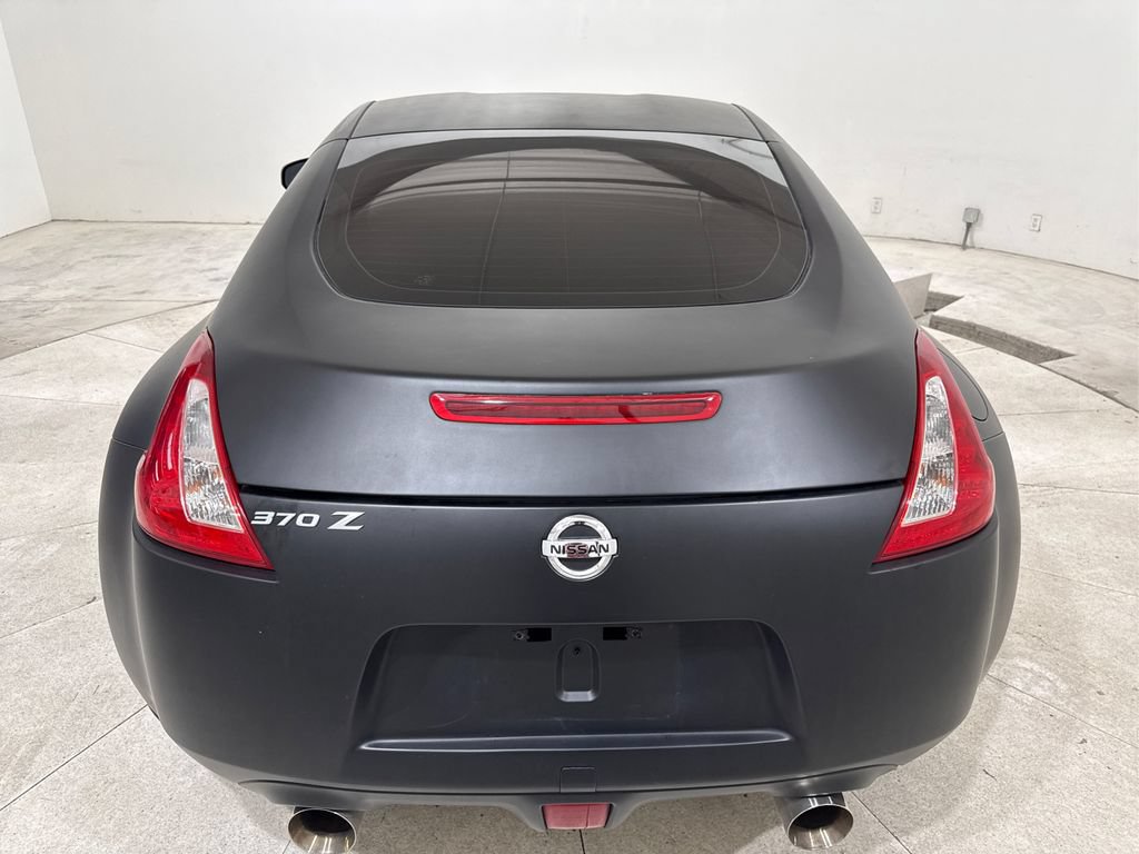 Used 2016 Nissan 370Z Coupe RWD image 24