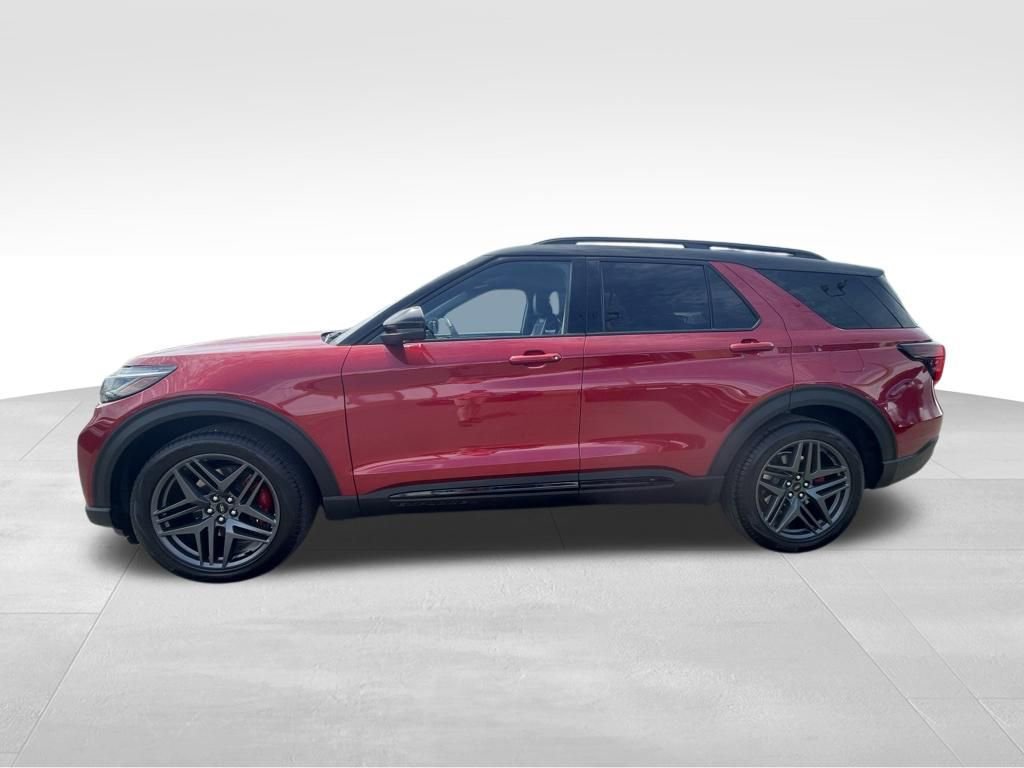 Used 2025 Ford Explorer ST AWD/4WD image 19