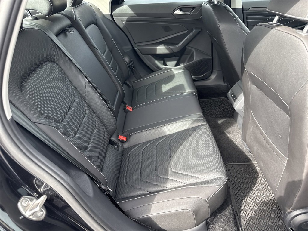 Used 2024 Volkswagen Jetta SEL image 34