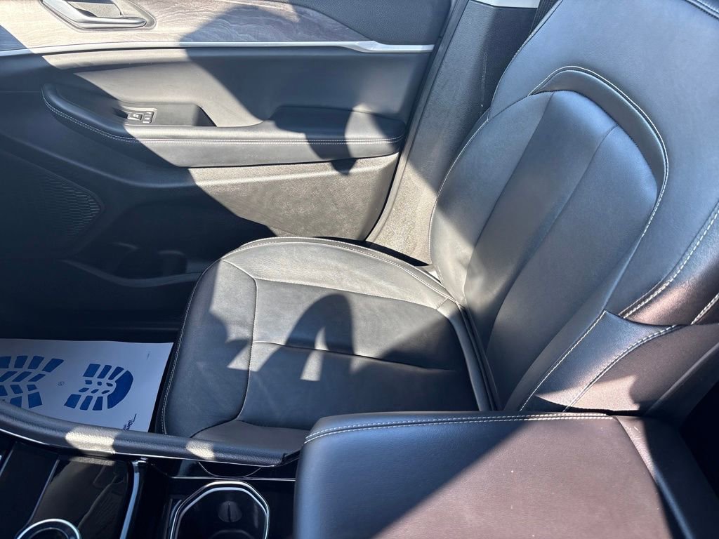 Used 2023 Jeep Grand Cherokee Limited image 28