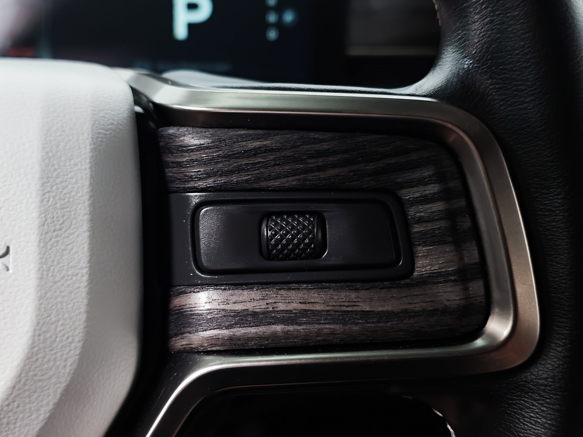 Used 2022 Rivian R1T Adventure image 47