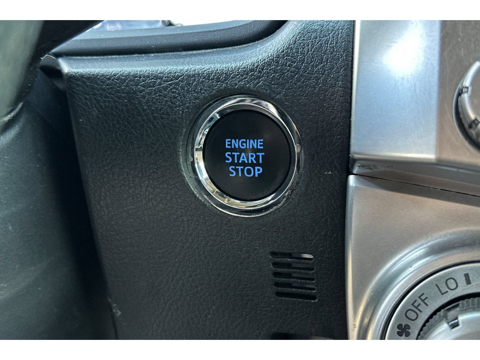 Certified 2021 Toyota 4Runner SR5 Premium w/ Moonroof Package AWD/4WD image 26