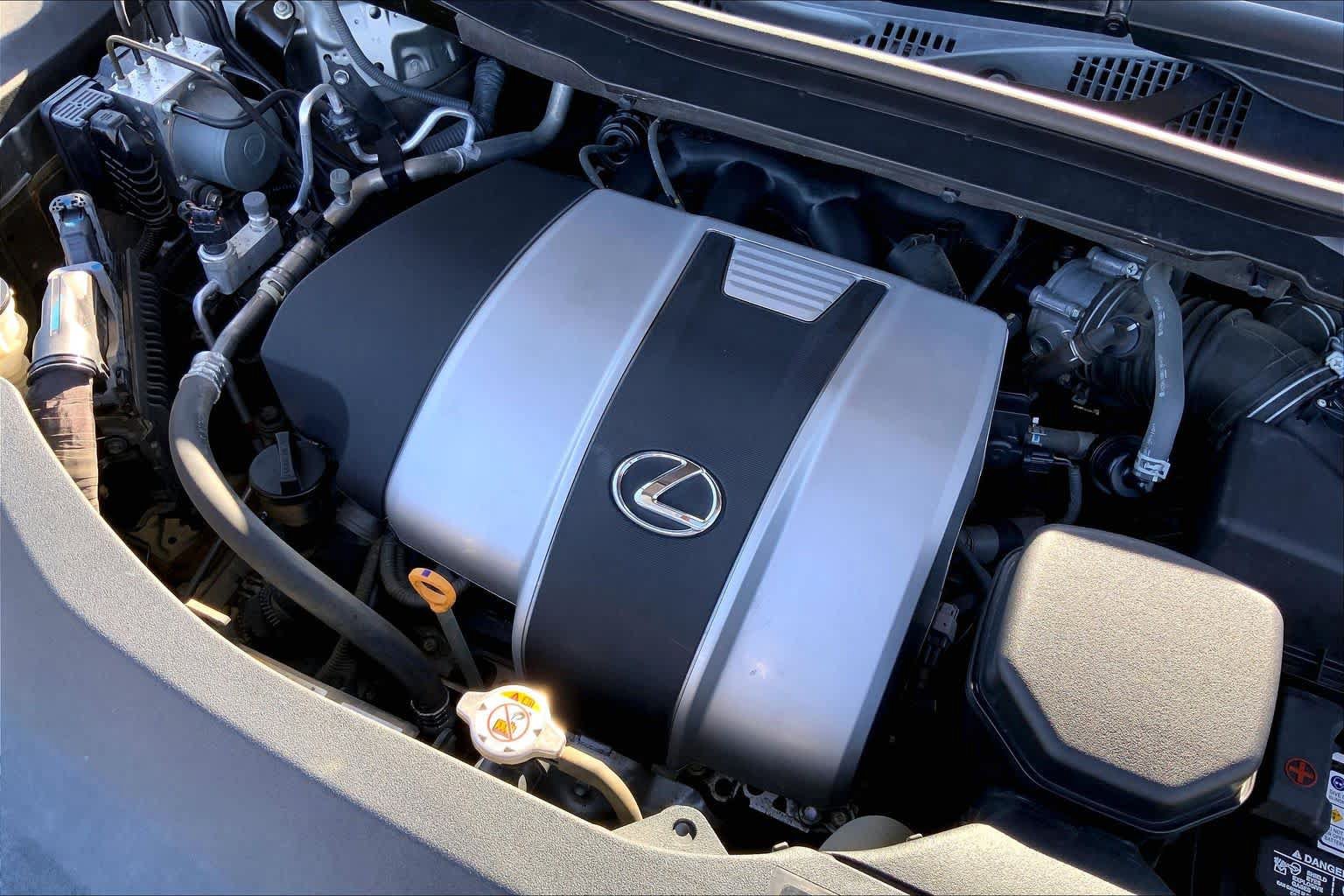 Used 2017 Lexus RX 350 FWD w/ Premium Package image 32