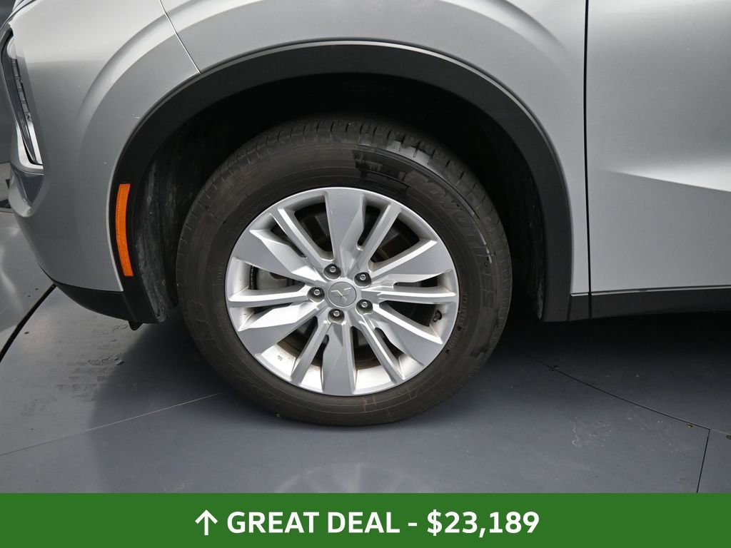 Used 2025 Mitsubishi Outlander ES image 13