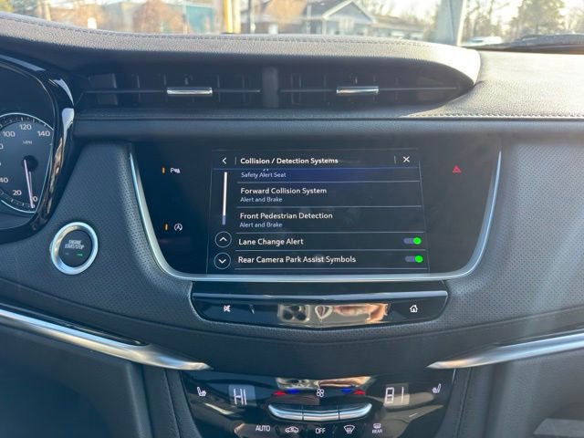 Used 2025 Cadillac XT5 Premium Luxury image 23