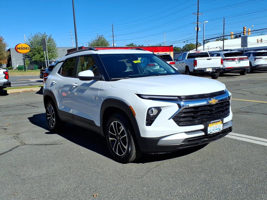 Used 2025 Chevrolet TrailBlazer LT w/ LT Cold Weather Package