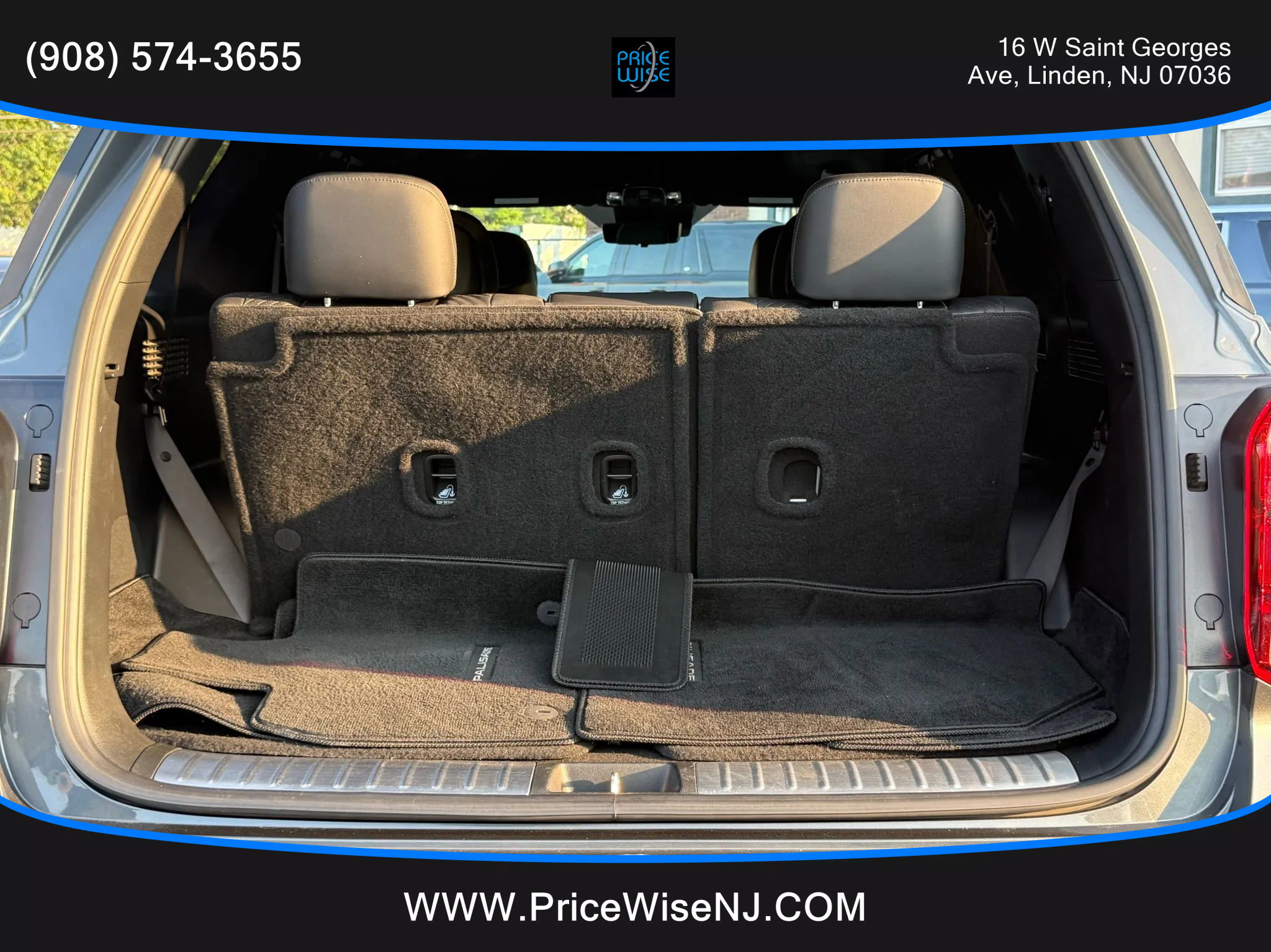 Used 2024 Hyundai Palisade Calligraphy image 30