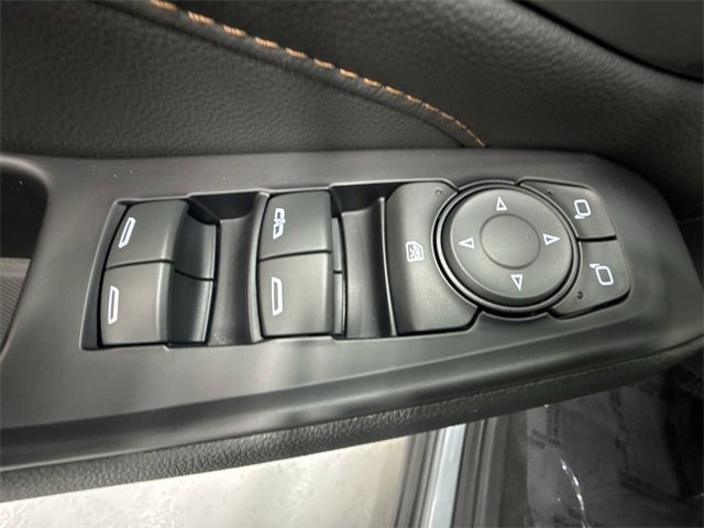 Used 2019 Chevrolet Traverse LT image 13