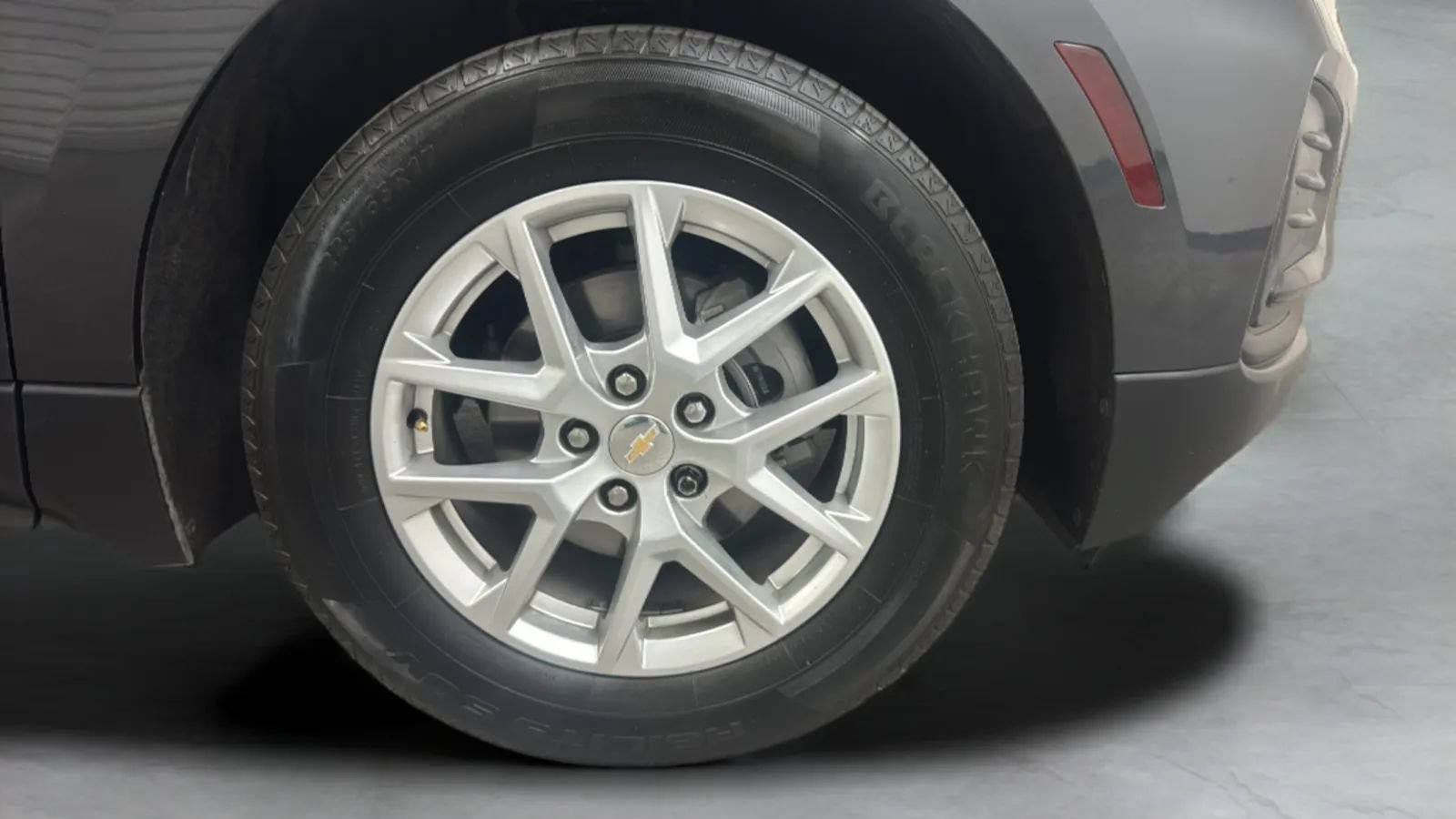 Used 2022 Chevrolet Equinox LS w/ LS Convenience Package FWD image 25