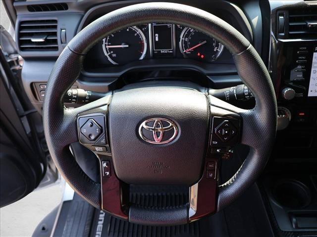Used 2020 Toyota 4Runner TRD Off-Road Premium w/ Moonroof Package AWD/4WD image 10