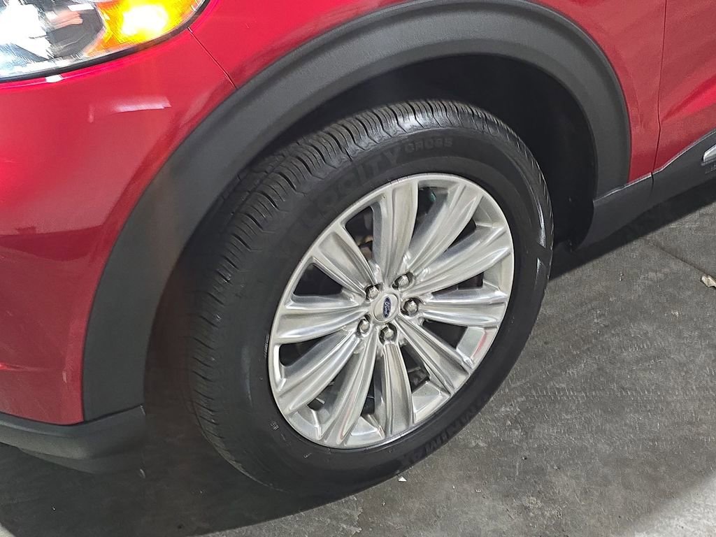 Used 2021 Ford Explorer Limited w/ Equipment Group 301A image 16