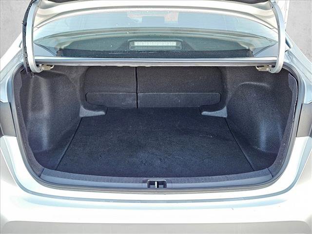 Used 2024 Toyota Corolla LE image 6