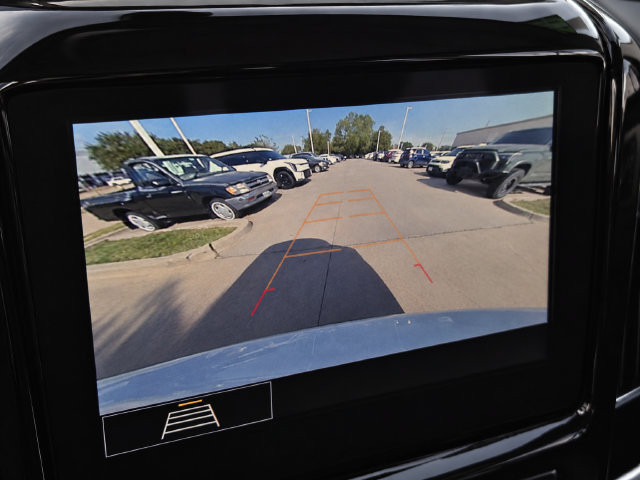 Used 2020 Chevrolet Traverse LT FWD image 20