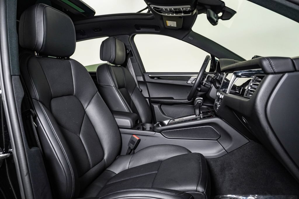 Certified 2026 Porsche Macan S AWD/4WD image 15