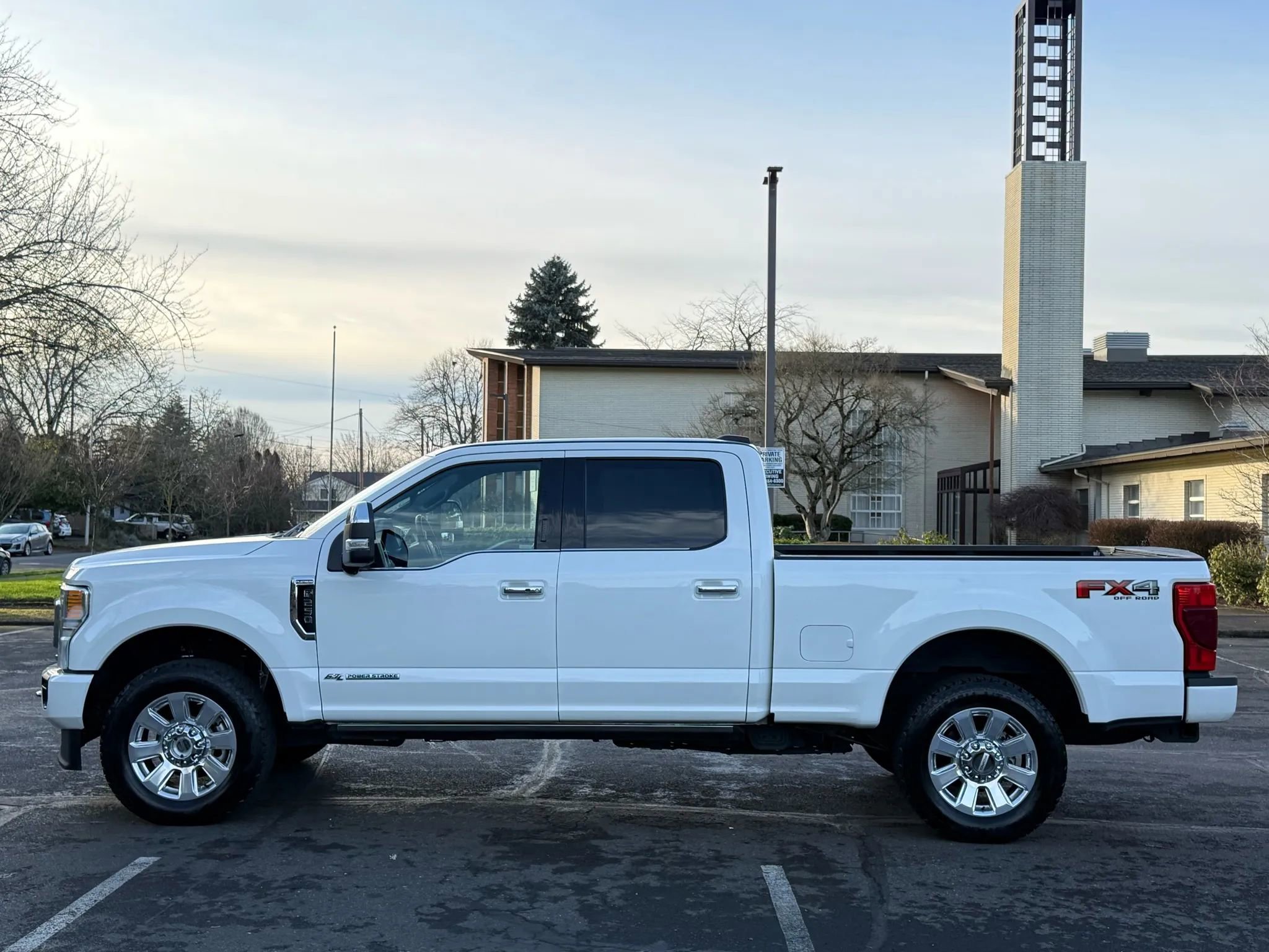 Used 2021 Ford F250 Platinum image 2
