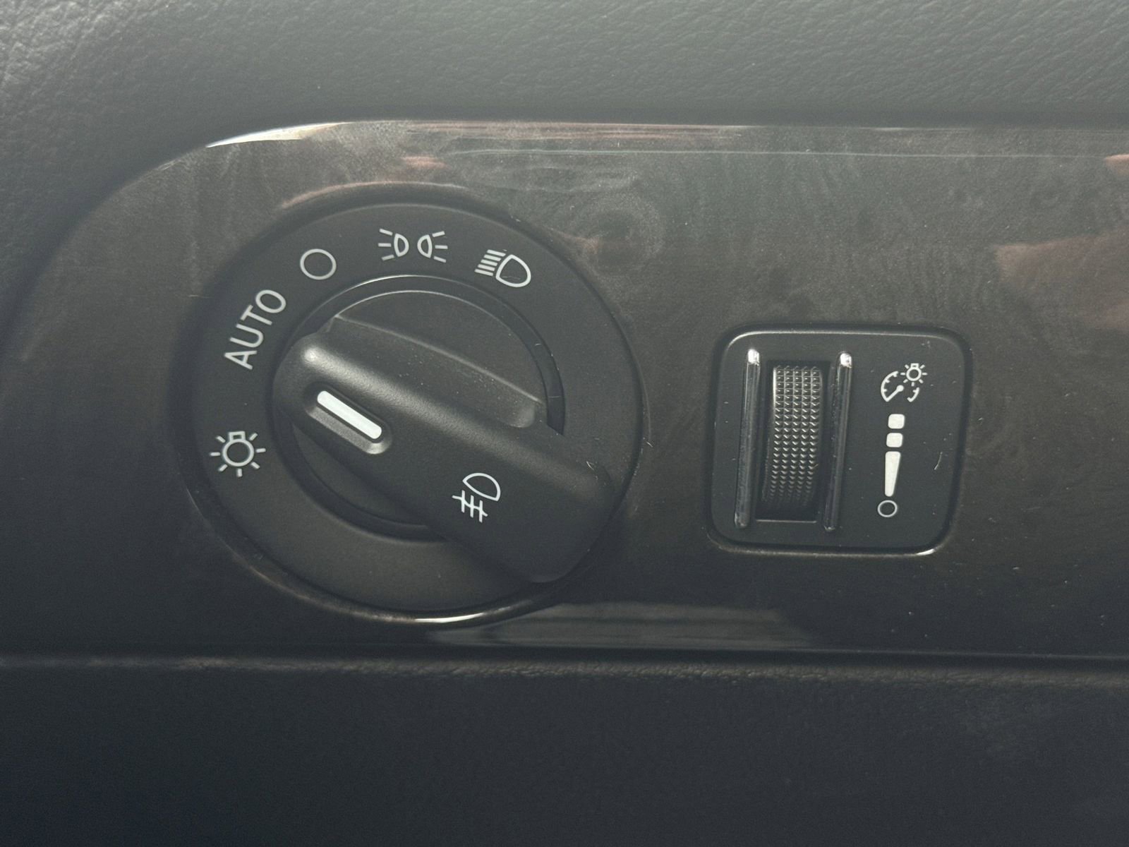 Used 2012 Dodge Durango R/T AWD/4WD image 42
