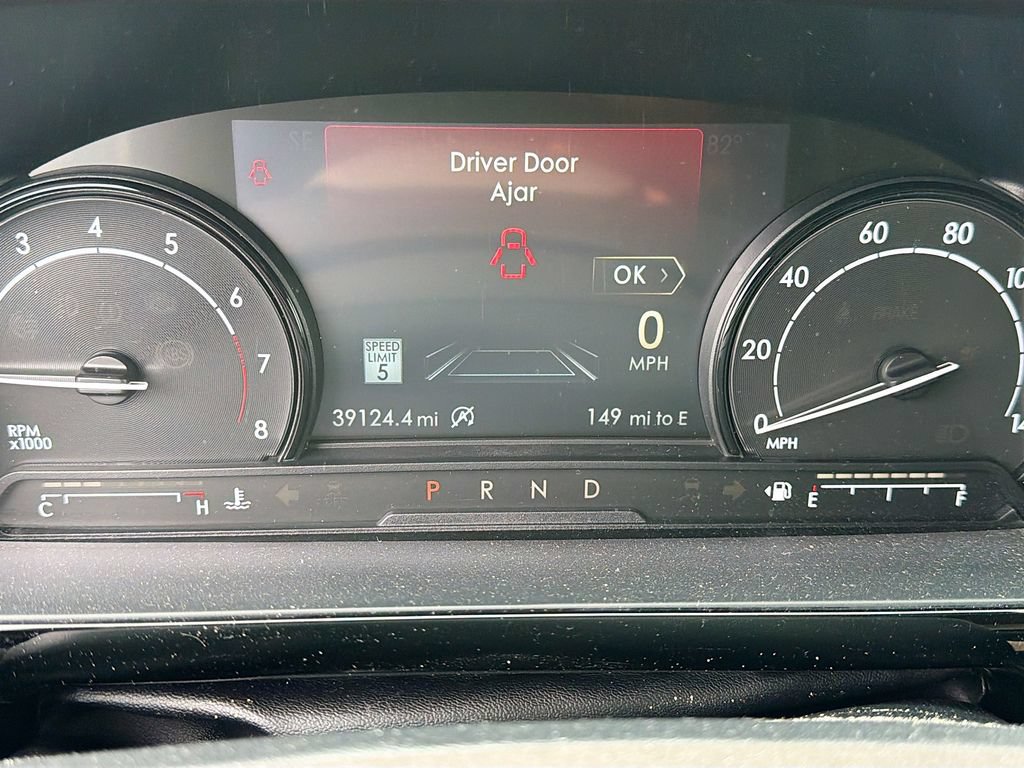 Used 2020 Lincoln Corsair AWD image 24
