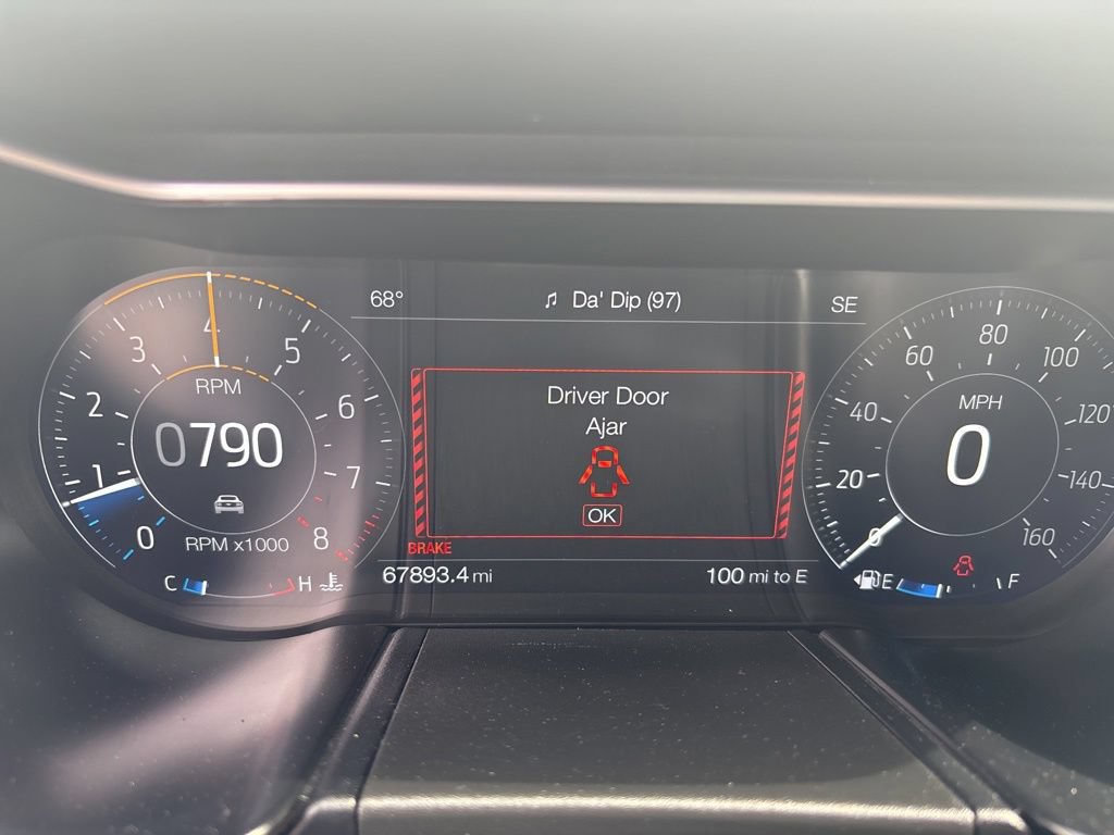 Used 2018 Ford Mustang GT Premium w/ Equipment Group 401A RWD image 20