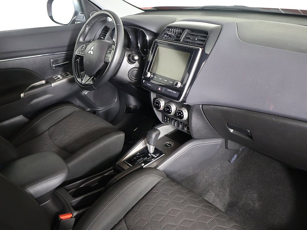 Used 2021 Mitsubishi Outlander Sport SE image 24
