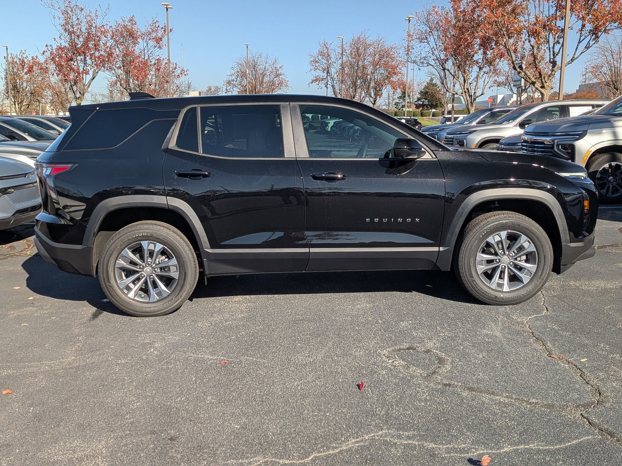 New 2026 Chevrolet Equinox LT w/ Convenience Package II image 9