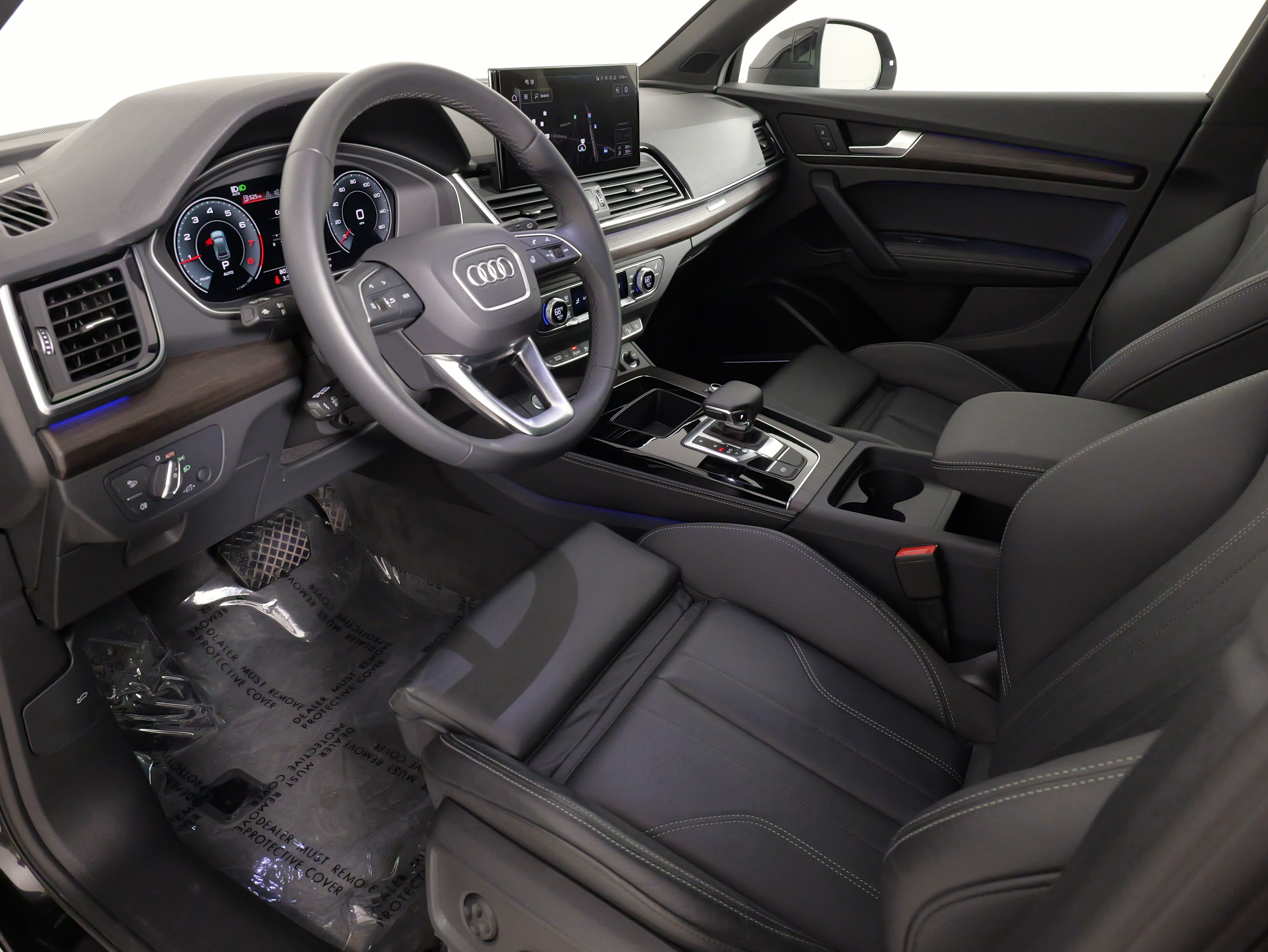 Used 2025 Audi Q5 2.0T Premium Plus w/ Premium Plus Package AWD/4WD image 32