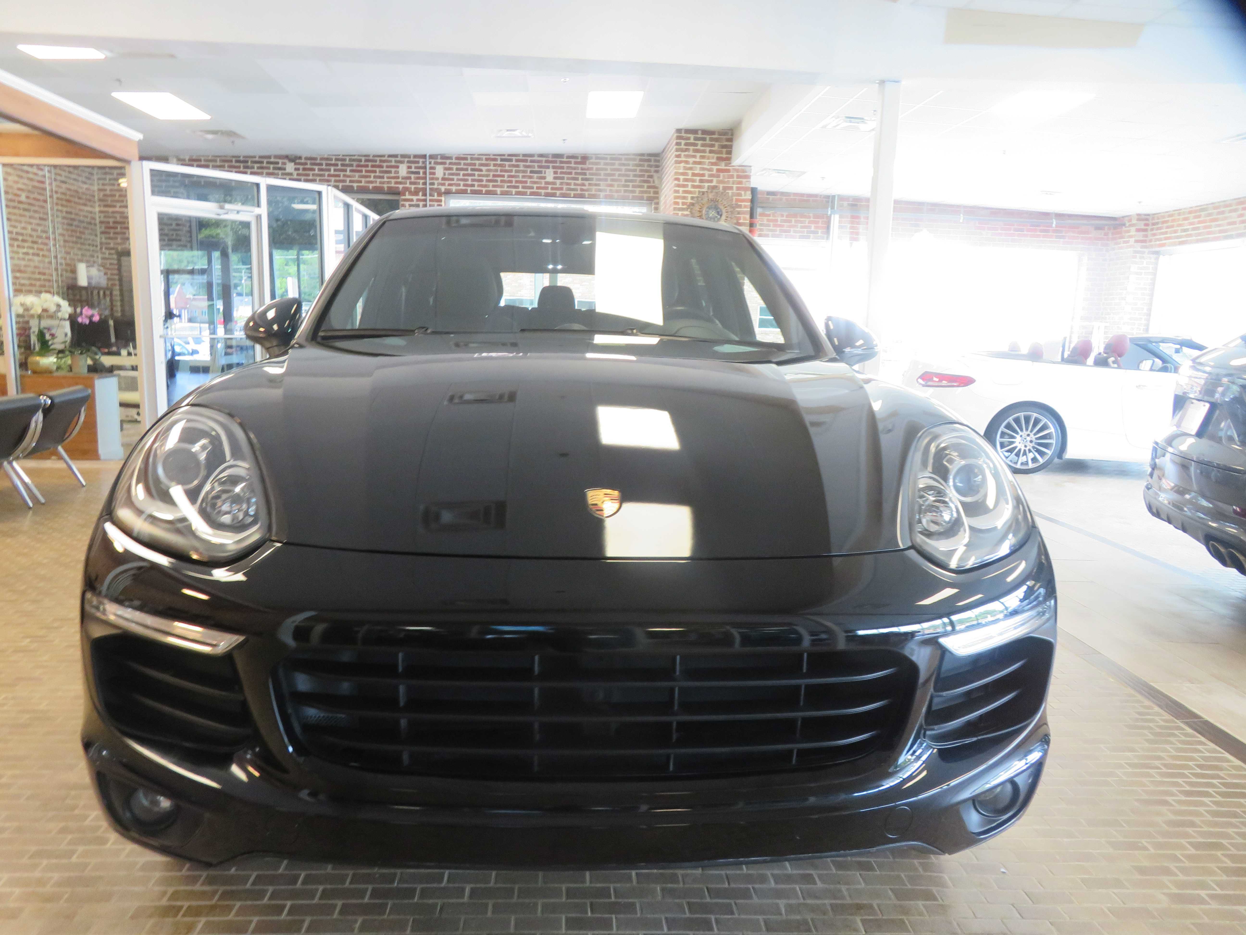 Used 2016 Porsche Cayenne AWD/4WD image 61
