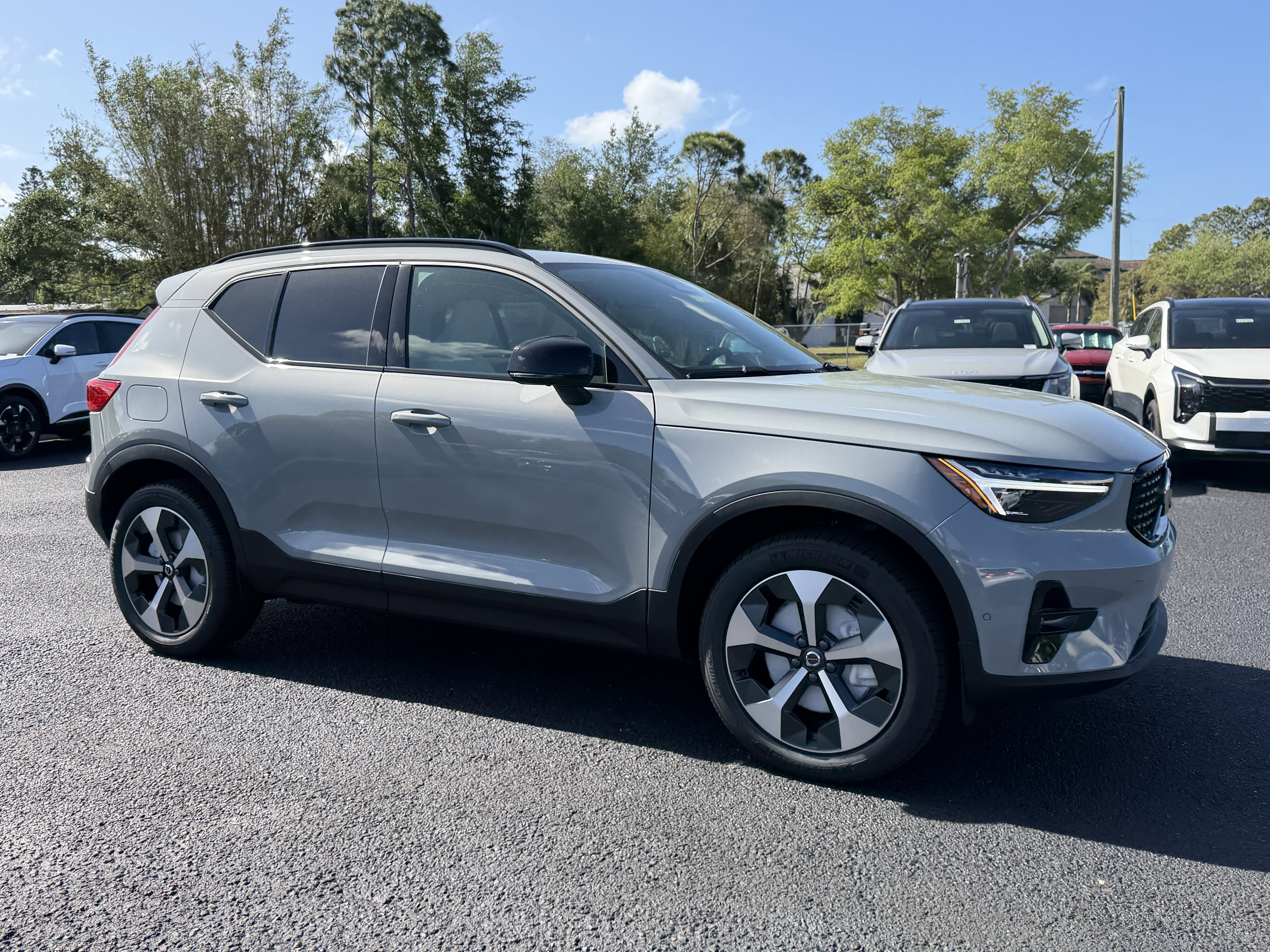 New 2026 Volvo XC40 B5 Plus w/ Climate Package
