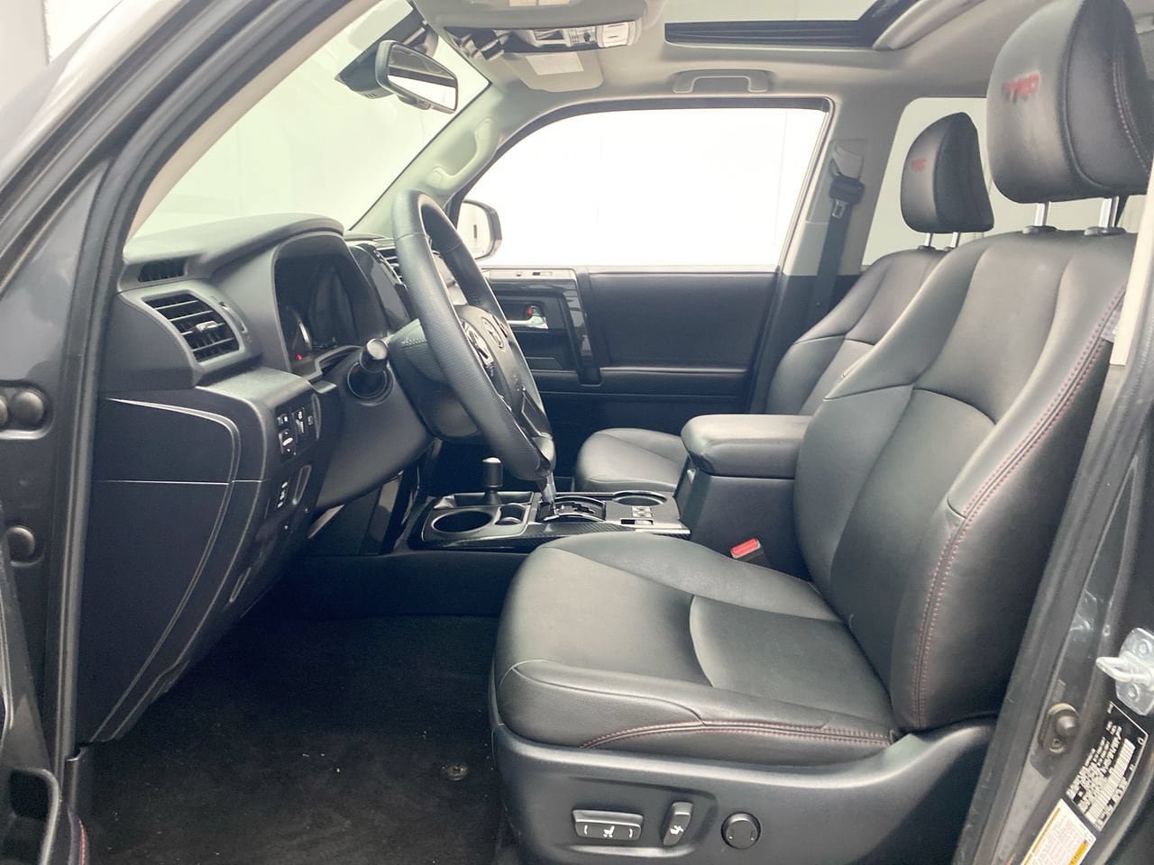 Used 2020 Toyota 4Runner TRD Off-Road Premium w/ Moonroof Package AWD/4WD image 14