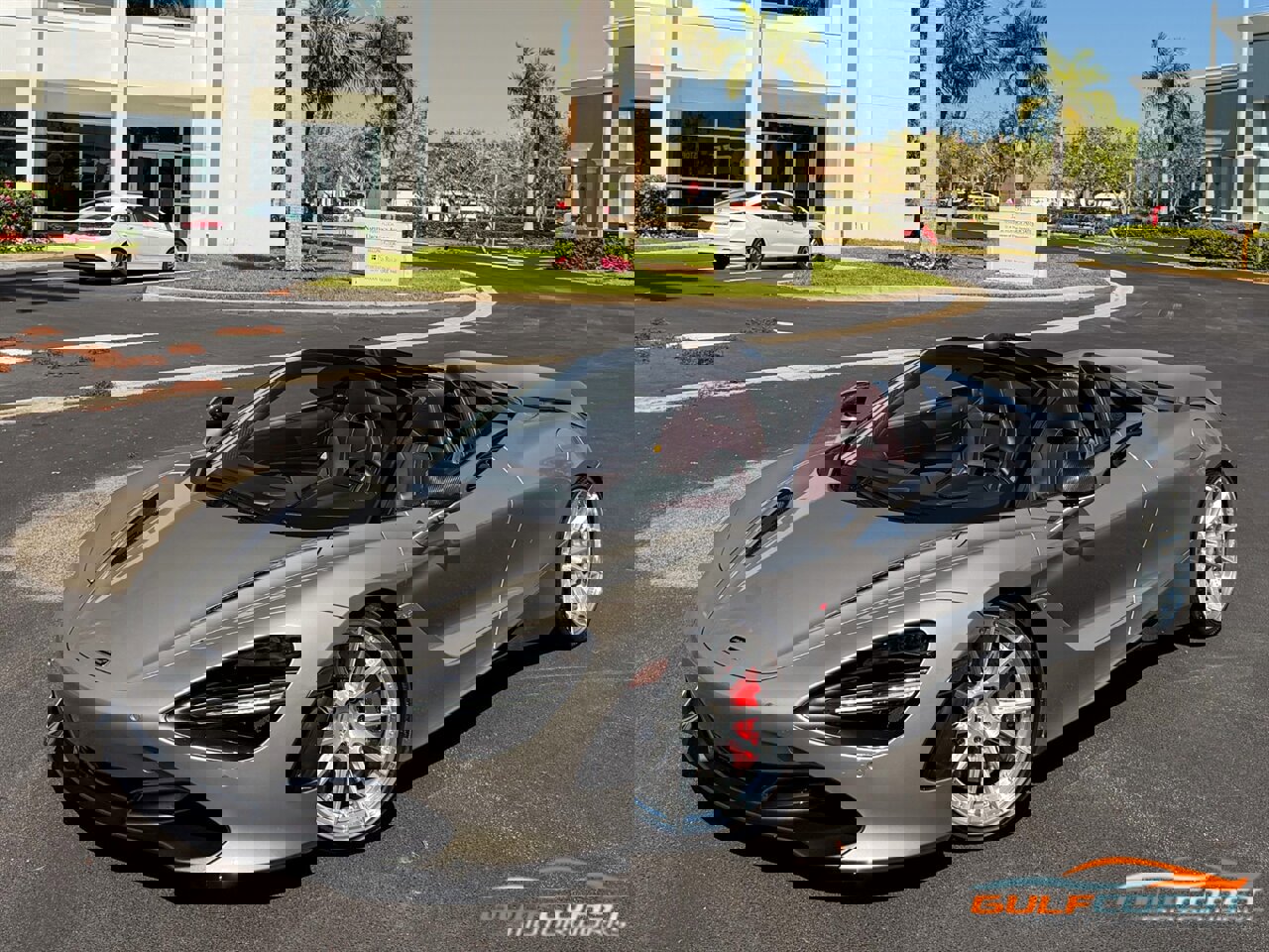 Used 2020 McLaren 720S Performance image 13